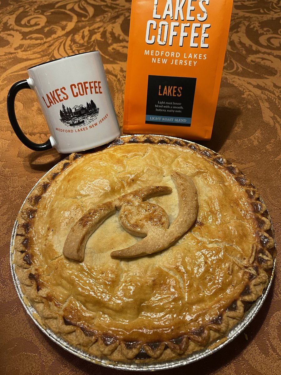 Our Favorite Thanksgiving Dish…for obvious reasons! 🛶 ☕️ 🥧 
.
.
#pie #coffee #coffeeandpie #pieandcoffee #thanksgiving #thanksgivingpie #thanksgivingdesserts #thanksgivingdessert