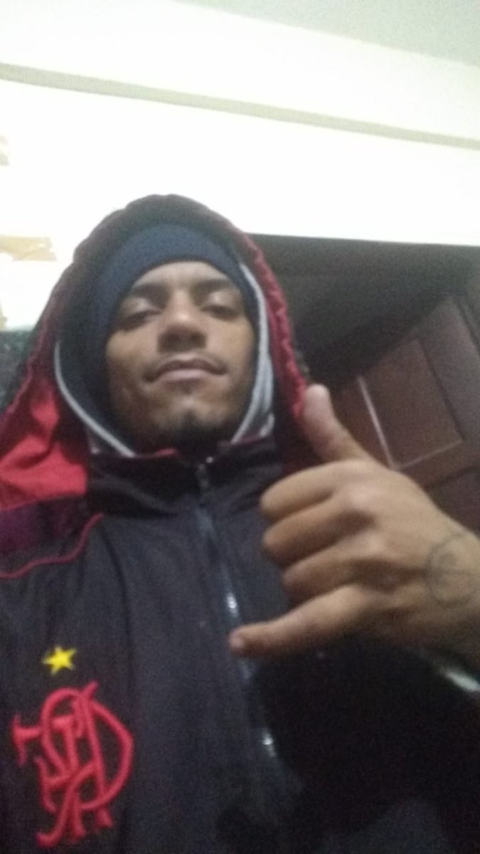 Mariaed63164304's tweet photo. Eterno rei da revoada, vai deixar muita sddddds fdp!🖤 https://t.co/SI1P1rT4CU