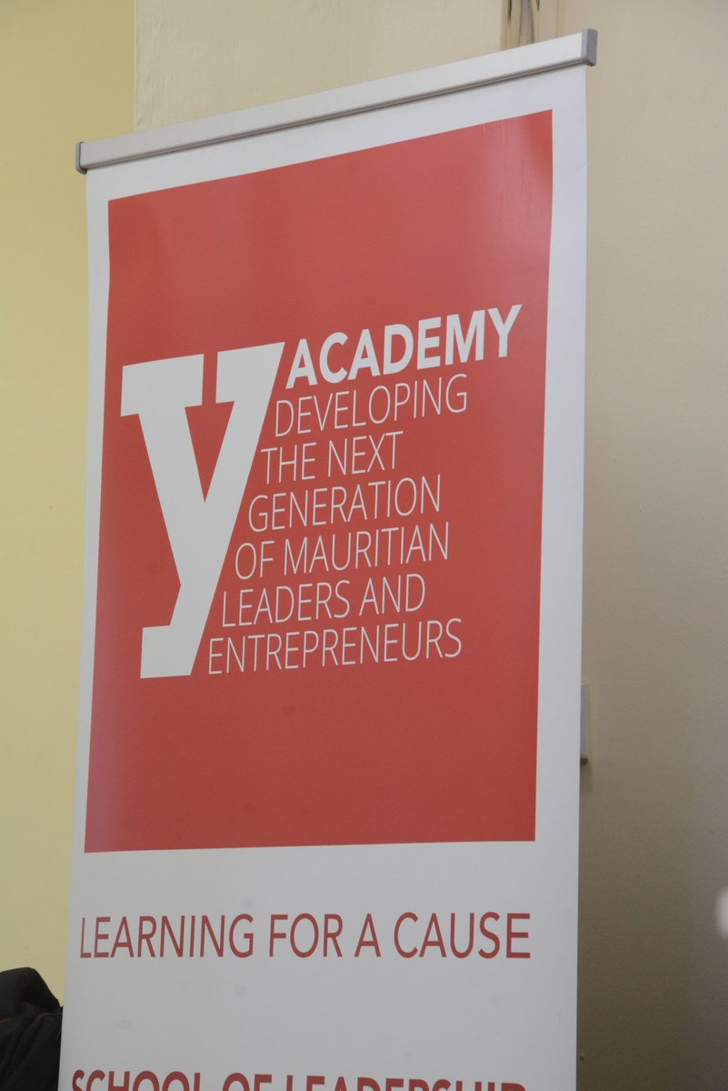 DanHabCAN's tweet photo. Shoutout to the dedicated and innovative team at @yuvacharity for encouraging girls to make their mark in #STEM! It was a privilege to present completion certificates to the latest cohort of robotics learners in Port Louis @CanHCZA #CFLI #CanadaFundMU https://t.co/ums6bYKFnL