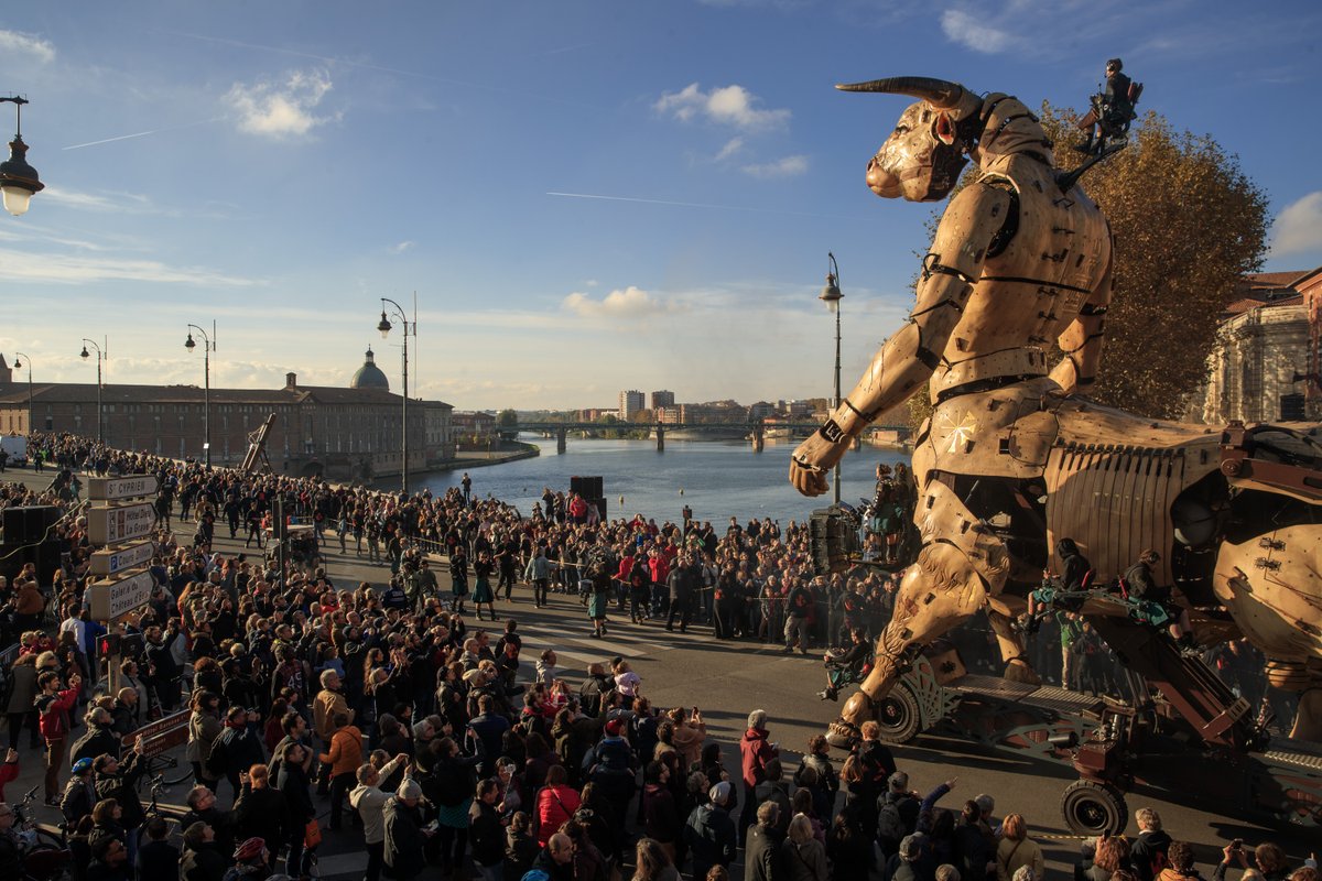 Après Le Gardien du Temple en novembre 2018, les rues de Toulouse seront à nouveau le théâtre d'un opéra urbain imaginé par François Delaroziere et la compagnie @lamachinefr. Rendez-vous en octobre 2024 ! 🔗 bit.ly/3QTlZZ7