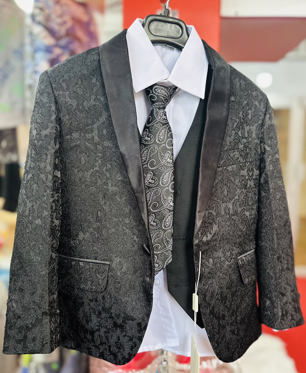 HatcherKidsUG's tweet photo. Dapper suits in different colours and sizes starting from 3-12 years old. Let dem boys slay on these streets! https://t.co/kKaXBE9wGO