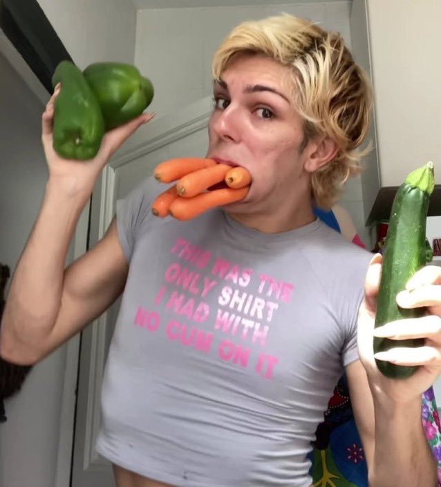 Carr⚡️💫 tweet media