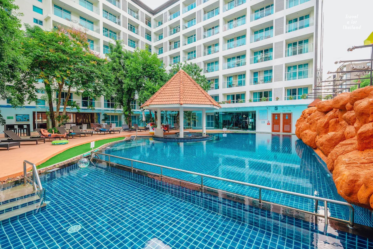 justhibymon's tweet photo. **พักปีใหม่**

Centara Pattaya Hotel #รับจอง
สำหรับเข้าพัก in 31 ธ.ค. 66 - out 1 ม.ค. 67
Deluxe w/BF @ 2,450 บาท

#pattaya #พัทยา #ที่พักพัทยา

สอบถามเพิ่มเติม
☎ : 081-6148938
💌 : paipak2020@hotmail.com
💻 : https://t.co/OOlQVs2URq
📱 : https://t.co/y0Sd0v0iV5 https://t.co/jhyQ7r6asu
