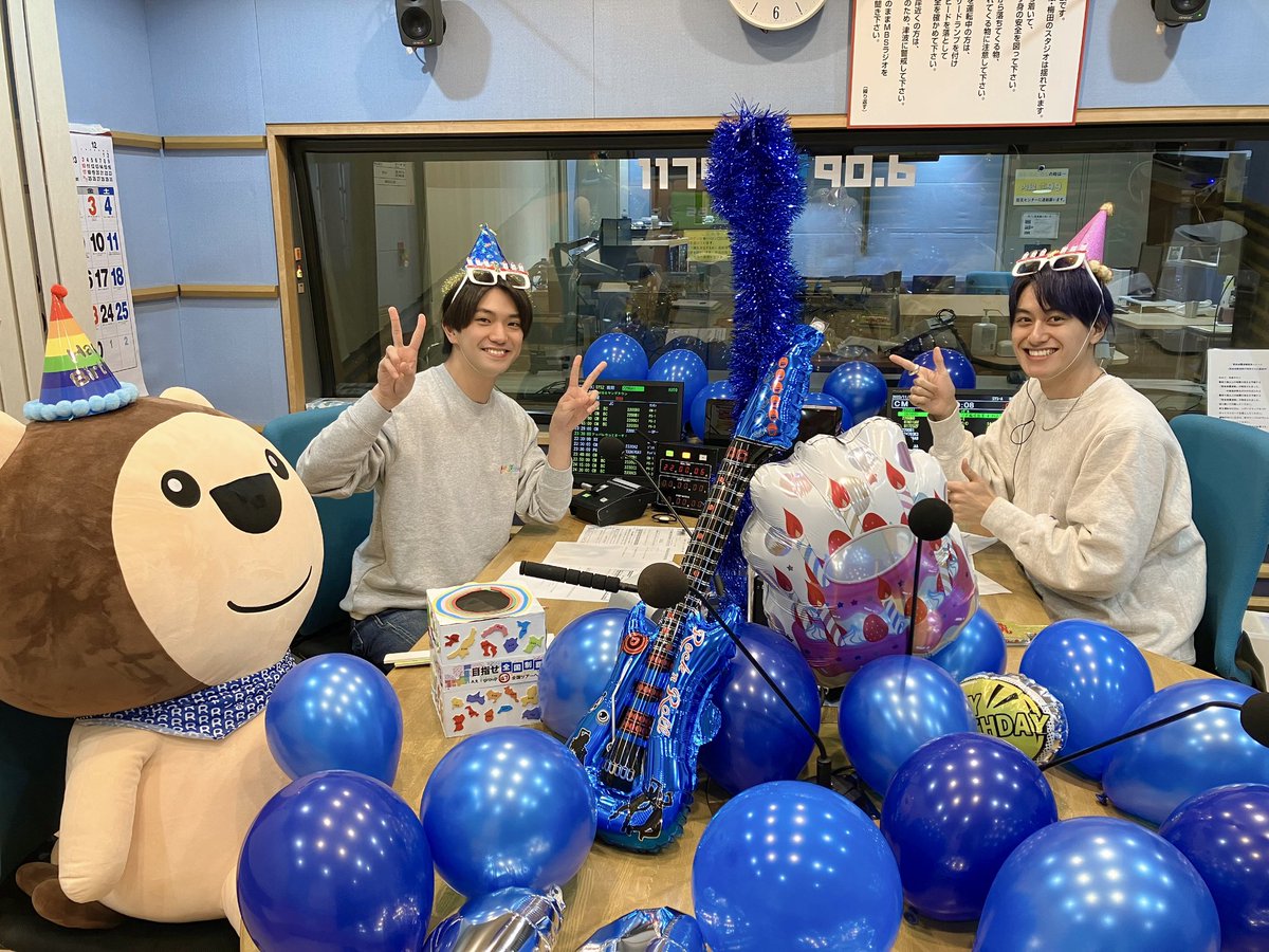 今夜の担当は！ #正門良規 #小島健 出会って10年くらい。 そんな2人で