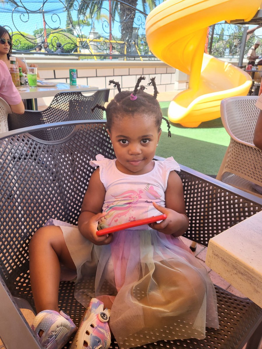 LesMph's tweet photo. This one is now ready for creche. January it is #Agang ❤ https://t.co/hTgQ8IDHWv