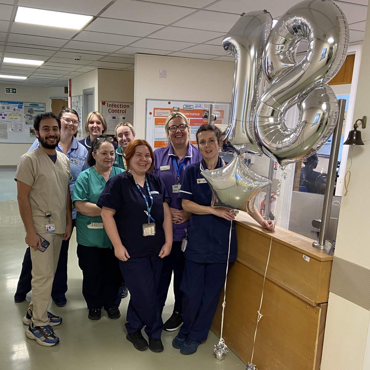 ward18_rph's tweet photo. We are absolutely over the moon for receiving the Silver Star accreditation. Well done everybody, all the hard work paid off 🤩👏🏻🥳🥺❤️@LancsHospitals @NikkiEvs11 @rachel_sansbury @SarahC_RN https://t.co/z3AHD1qzGC