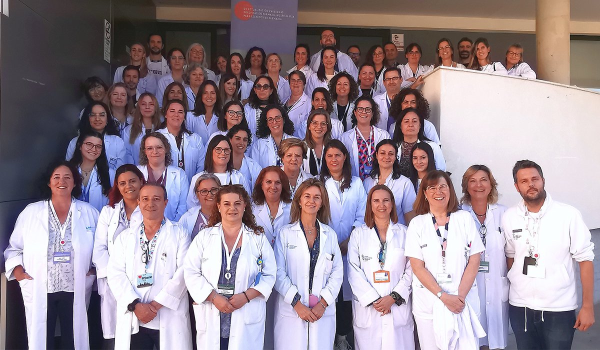 HGUVALENCIA's tweet photo. 🏥 El servicio de #Farmacia del @HGUVALENCIA organiza las ‘I Jornadas nacionales de actualización en buenas prácticas en farmacia hospitalaria para técnicos de farmacia’ #TFAR
👩👩👧👦Han participado más de 50 profesionales
👉 https://t.co/Tm1bTAgYla https://t.co/a8UmwWdHE6