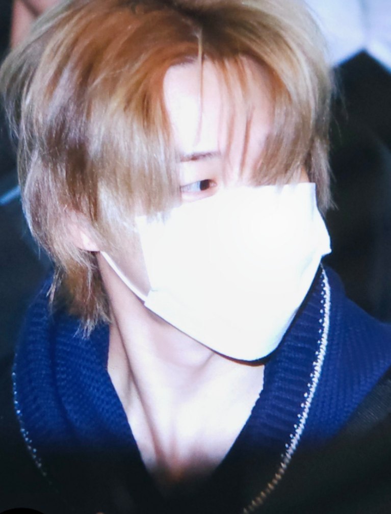 ‼️برای جیمین ریت ریپ کنین مهمه‼️
HYBE PROTECT YOUR ARTIST
PROTECT JIMIN
WE LOVE YOU JIMIN
WITH JIMIN TILL THE END
( <a href="/BIGHIT_MUSIC/">BIGHIT MUSIC</a> )
( <a href="/bts_bighit/">BTS_official</a> )
