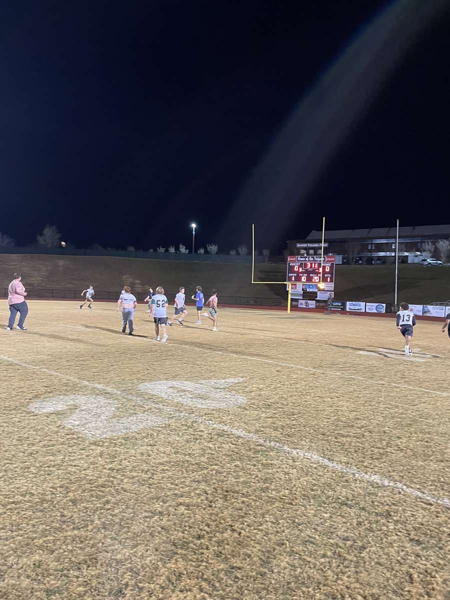 SDTrojansFB's tweet photo. Inaugural #TurkeyBowl was a huge success last night! Thanks to all the Trojans and Future Trojans for coming out! #MenOfTroy #TuesdayNightLights https://t.co/zeYc25R2HP