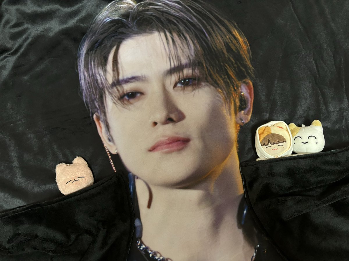 완전 내 추구미인 재혀니담요 드뎌 왔따,, 😭💗
넘 예뻐요 ㅠㅠㅠㅠ