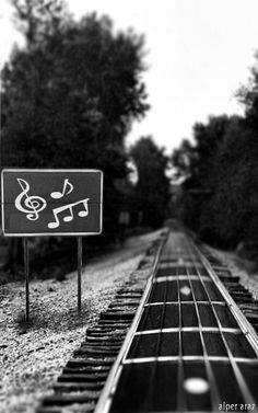 La música siempre será un excelente acompañante a lo largo del camino 🎶🎶
#felizdiadelamusica
#diadelamusica #Musica