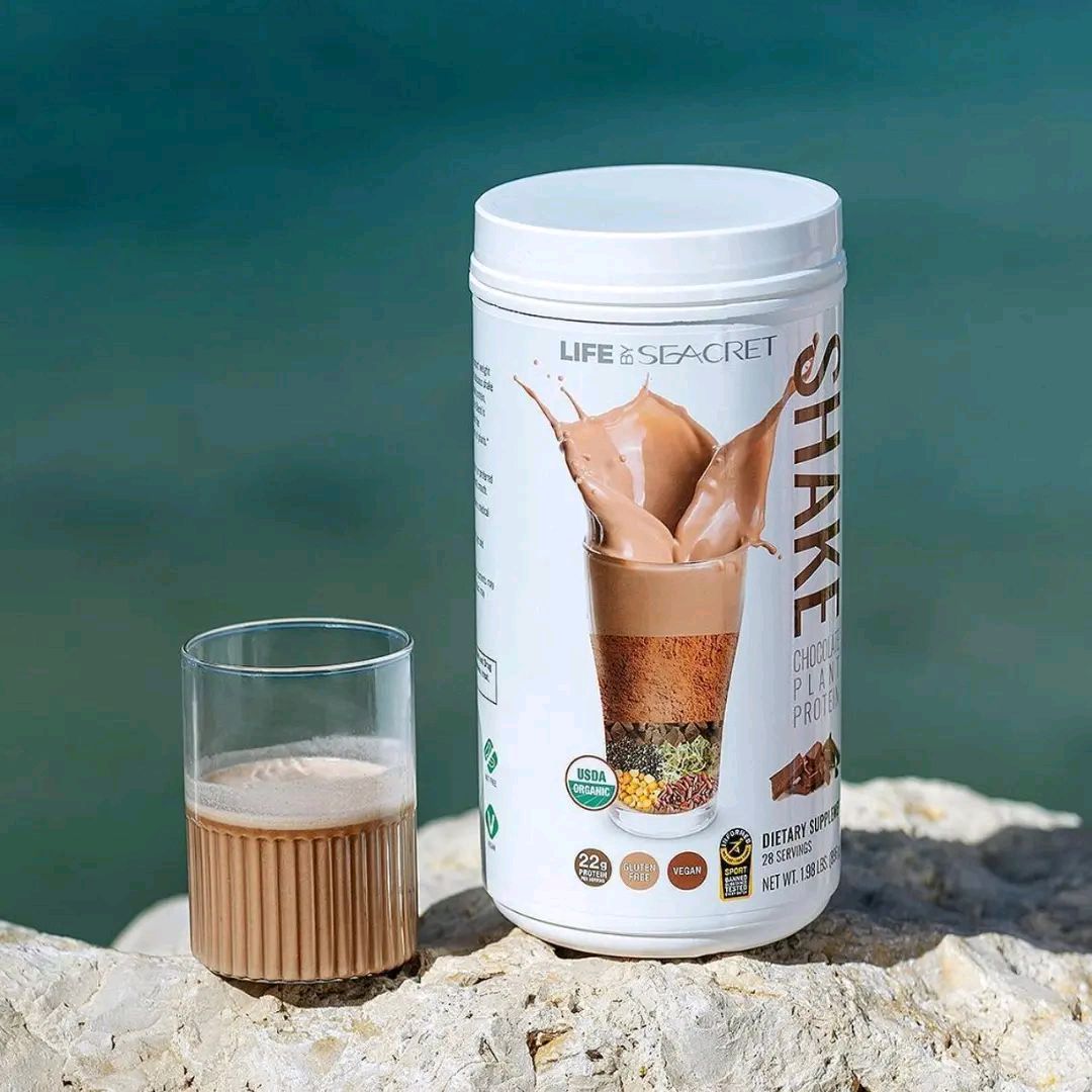 🍫 Elevate your fitness routine with our plant-based Chocolate Protein Powder! 💪 Indulge in the chocolatey goodness while fueling your body with plant-powered strength. 🌱 Delicious, nutritious – because gains should taste amazing too! 💫 #PlantBasedPower #ChocolateProteinMagic