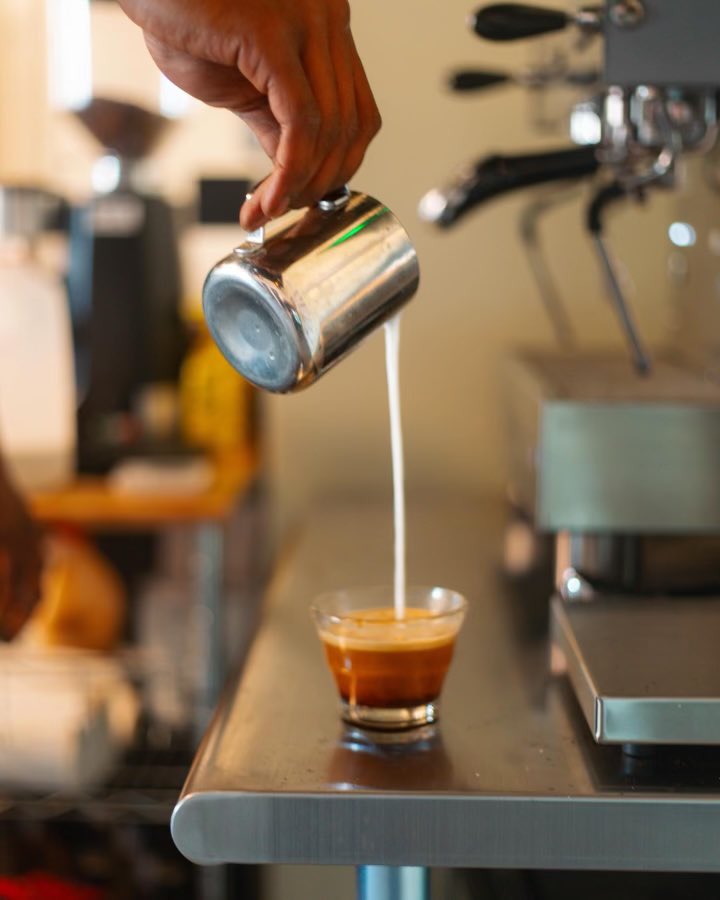 WillieMac_Jr's tweet photo. @CREDcafe is open from 10am-10pm today!! Make your way through for some morning coffee or come by later for the night cap!! ☕️🍸🥂 

P.s. DRINK RESPONSIBLY TONIGHT!! 🫶🏿 https://t.co/EaSPeSCNgI