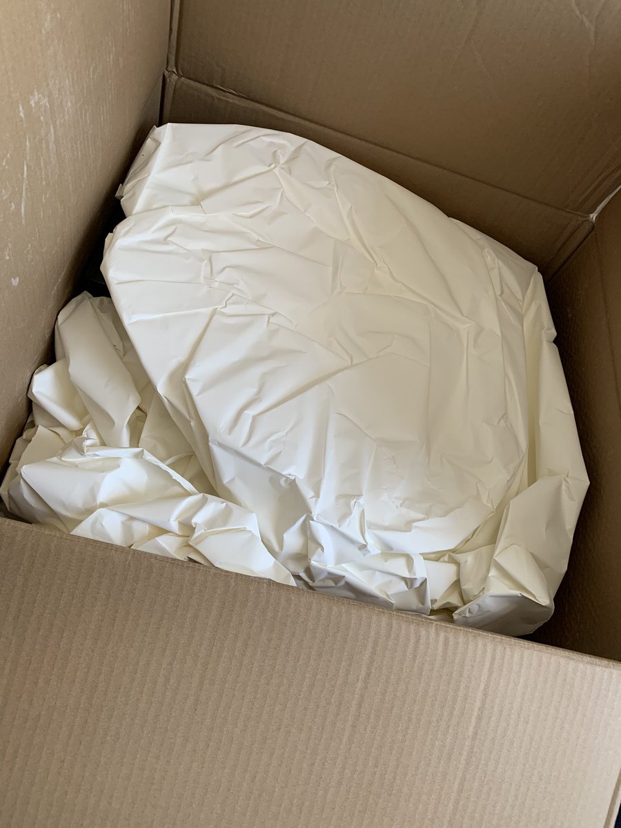 xefty17's tweet photo. Minha primeira compra na @Terabyteshop @PCFactsbr
As peças foram divididas em duas transportadoras #jadlog e #brasspress, compradas no dia 14.11
Primeira parte: #Jadlog com estimativa de entrega 22.11 (chegou 21.11) chegou ao me ver tranquilo: https://t.co/M6hg3Cbf79