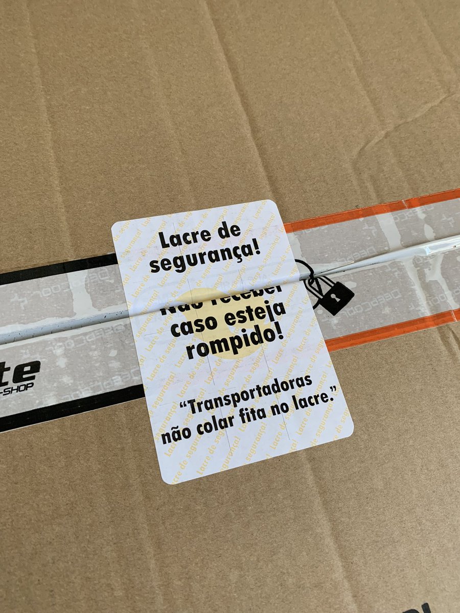 xefty17's tweet photo. Minha primeira compra na @Terabyteshop @PCFactsbr
As peças foram divididas em duas transportadoras #jadlog e #brasspress, compradas no dia 14.11
Primeira parte: #Jadlog com estimativa de entrega 22.11 (chegou 21.11) chegou ao me ver tranquilo: https://t.co/M6hg3Cbf79