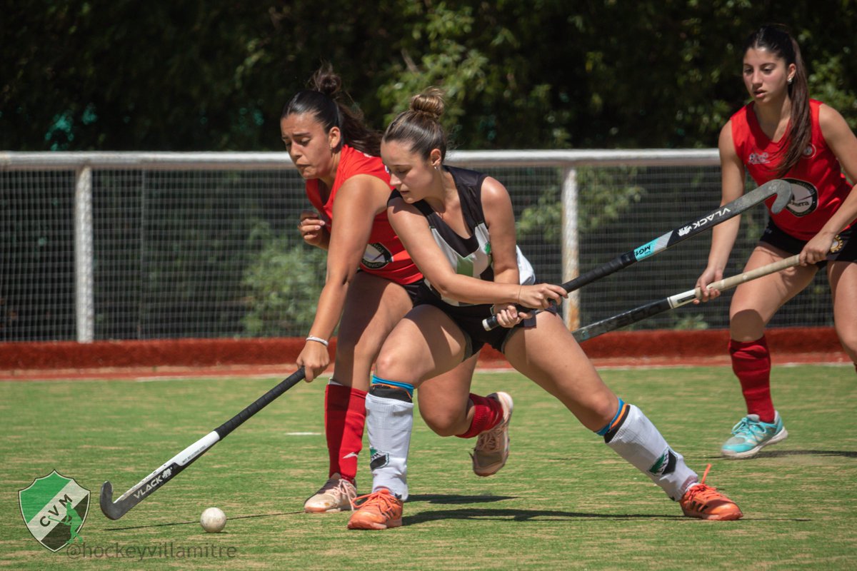VillaMitreBB's tweet image. #Hockey | 🏑 #ABH

📸 Imágenes del finde vs Independiente de Coronel Dorrego. 

#VamosLasPibas
#ElClubDeLaCiudad🇦🇪