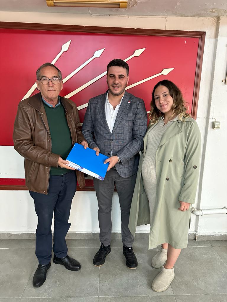 SenkiRemzi's tweet photo. Değerli yol arkadaşım Görkem Çolak Eski Gençlik Kolları Başkanımız çıkmış olduğun bu yürüyüşde başarılar diliyorum.Tire Belediye Meclis Üyeliği aday adaylığın hayırlı olsun.
@nejatbozkurtchp 
@COLAK_Gorkem35 https://t.co/49NUALwpxq
