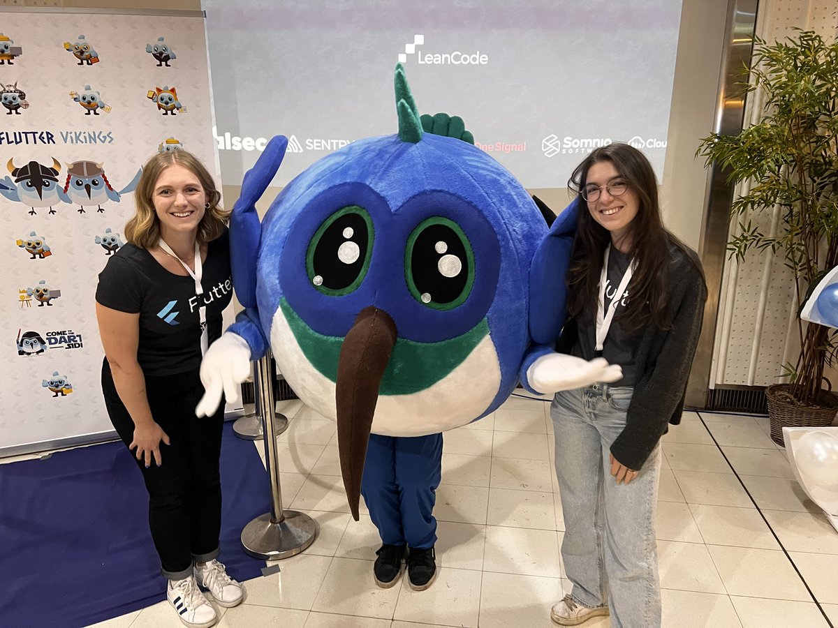LeighaJarett's tweet image. Day 3 of #ThanksFlutter
Today I’m thankful for such a great community of passionate, creative and talented developers 💙💙💙