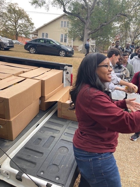 Extra Table tweet media