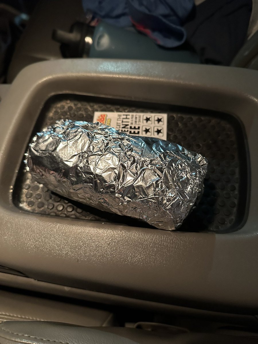 BurrowBenjamin's tweet image. 175th burrito of the year @CaboBobs 

Last night