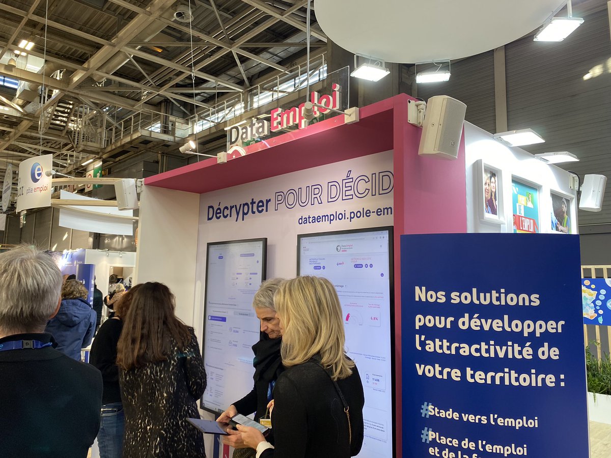 HervePoussineau's tweet photo. #DataEmploi @salondesmaires #SMCL2023 https://t.co/x3uOs1phEt