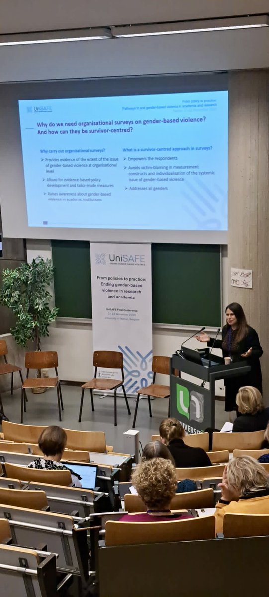 Claudia Schredl tweet media
