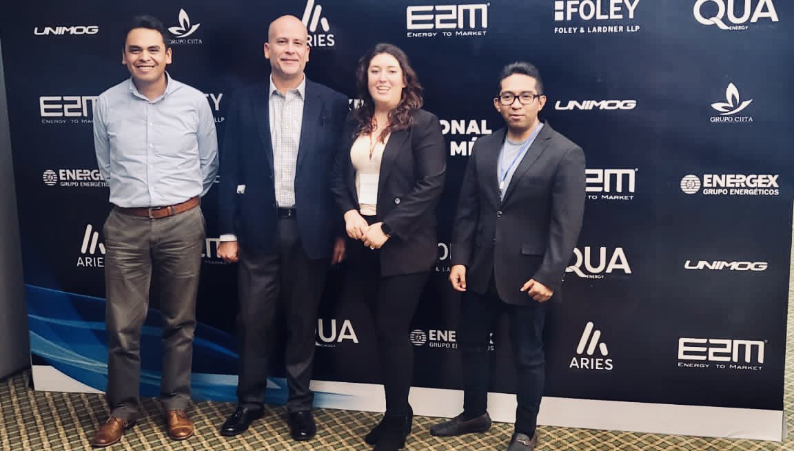 Siempre es un gusto saludar a quienes nos dan espacio para expresar ideas.  Un gusto coincidir <a href="/DianaGante/">Diana Gante✍️</a> <a href="/YeshuaOrdaz/">Yeshua Ordaz</a> <a href="/Adri_Telecom/">Adrian</a> <a href="/Reforma/">REFORMA</a> <a href="/Milenio/">Milenio</a> <a href="/energy21mx/">Energy21</a> <a href="/Quaenergy/">Qua Energy</a> <a href="/EIEMmx/">Encuentro Internacional de Energía México</a> @OilGasMagazine