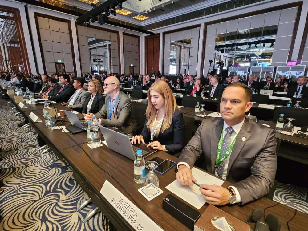 inac_ve's tweet photo. 1/2 Venezuela presente en la 3ra Conferencia sobre la Aviación y los Combustibles Alternativos #CAAF3, en Dubai; a fin de revisar la visión 2050 de la @icao para la transición hacia combustibles de aviación sostenibles (SAF) y combustibles de aviación de carbono más bajos (LCAF). https://t.co/jncJcCDc8h