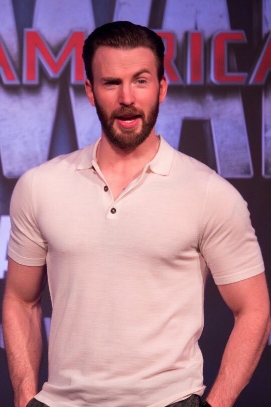 Chris Evans and that eyebrow