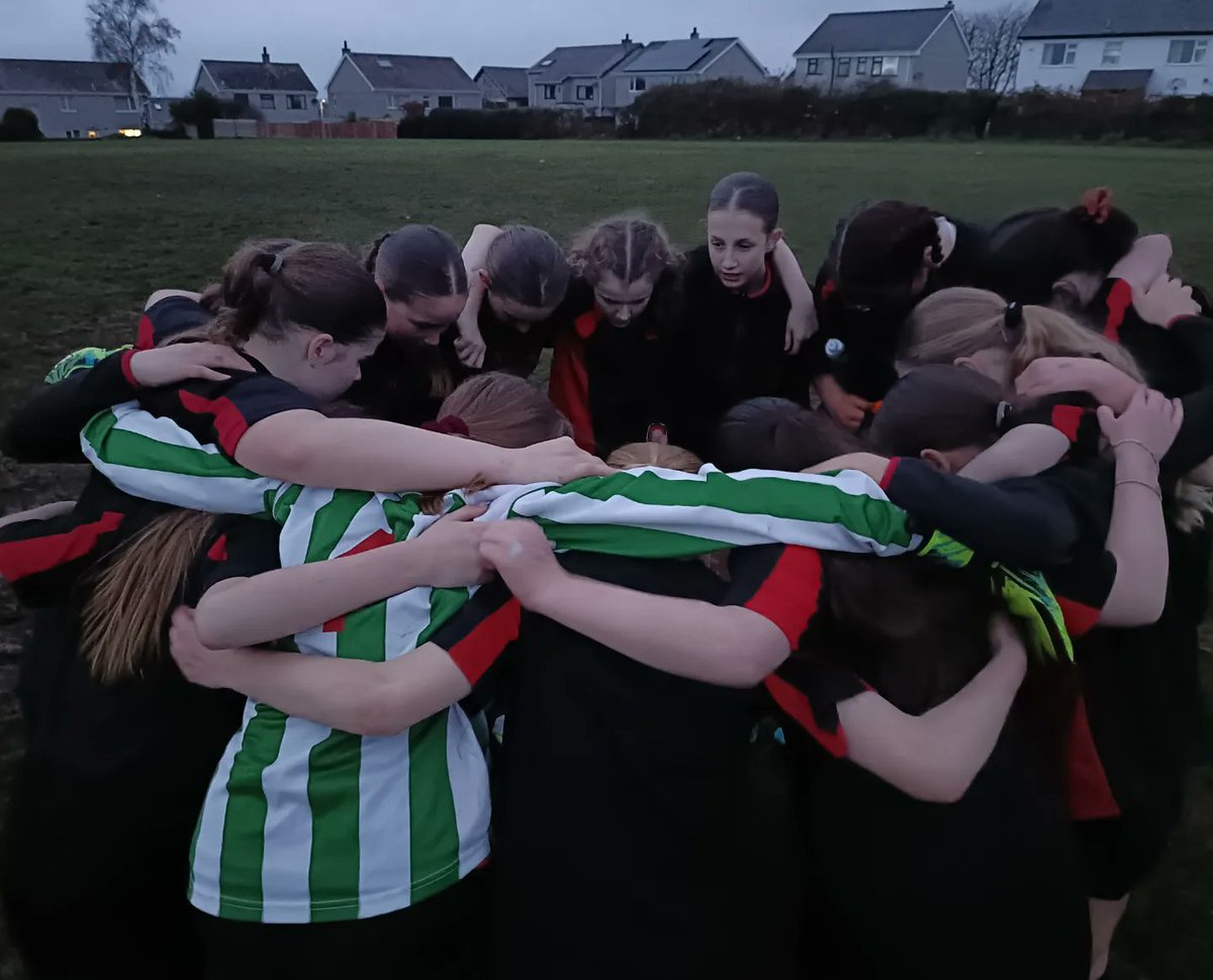 AddGorff Brynrefail (@agbrynrefs) on Twitter photo Tro cyntaf i enethod blwyddyn 7 gynrychioli'r ysgol mewn gêm pêl-droed! Y genod wedi dyfalbarhau a brwydro tan y diwedd a phawb wedi mwynhau cael gêm ⚽👍🏻 diolch <a href="/AGysho/">Addysg Gorfforol SHO</a>
#genodbrynrefs Tro cyntaf i enethod blwyddyn 7 gynrychioli'r ysgol mewn gêm pêl-droed! Y genod wedi dyfalbarhau a brwydro tan y diwedd a phawb wedi mwynhau cael gêm ⚽👍🏻 diolch <a href="/AGysho/">Addysg Gorfforol SHO</a>
#genodbrynrefs