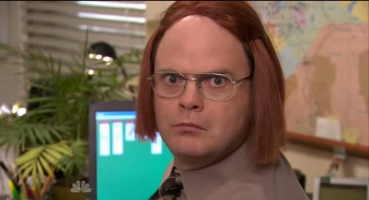 kidwithagun's tweet photo. POR FAVOR ES LITERALMENTE DWIGHT HACIÉNDOSE PASAR POR MEREDITH https://t.co/8KZEpq75SJ