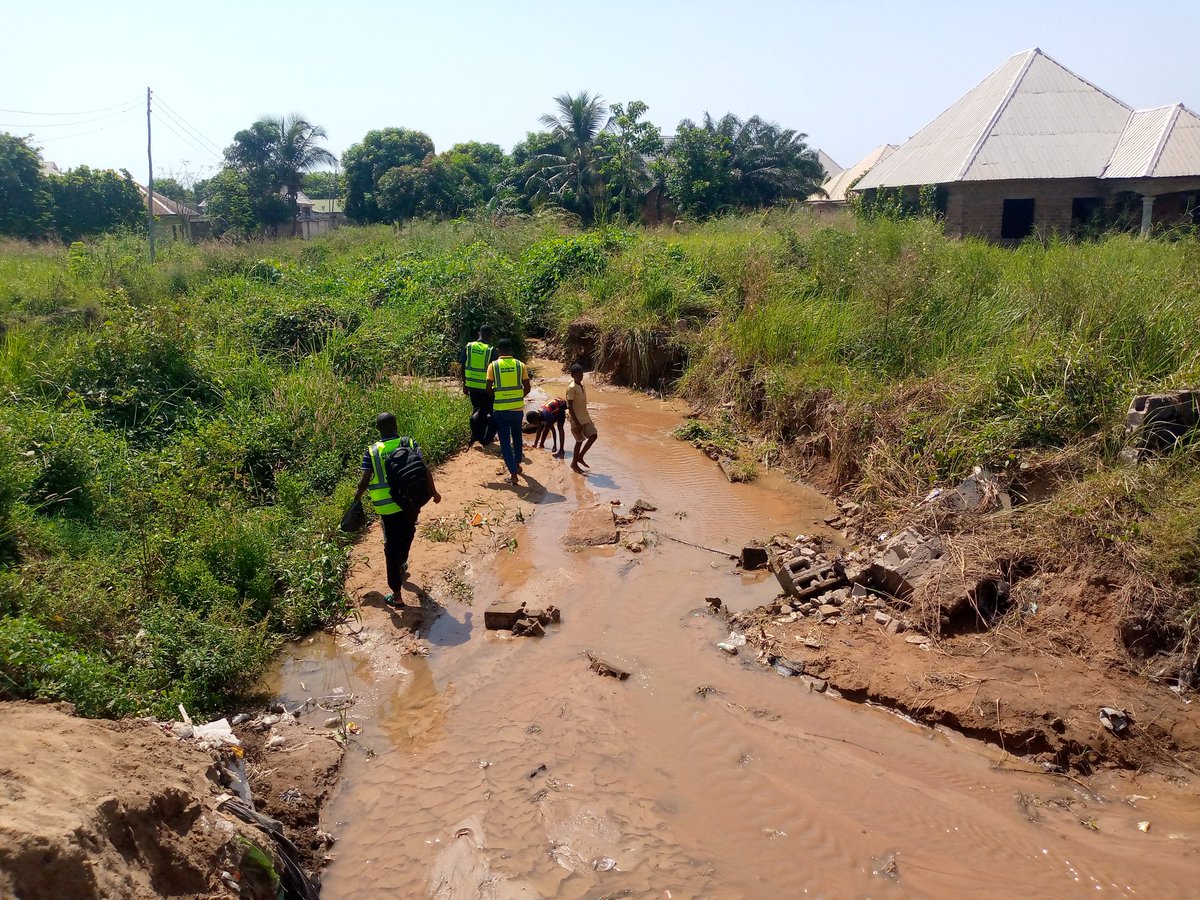 ECAInitiative's tweet image. In continuation of the research work across the zones in Northern Nigeria, the Benue State #EcoClean research team for the #MAPA project was at Kanshio, an outskirt settlement of Makurdi Metropolis in Benue State for data collection.

#EcoCleanforMAPA
#MostAffectedPeopleandArea