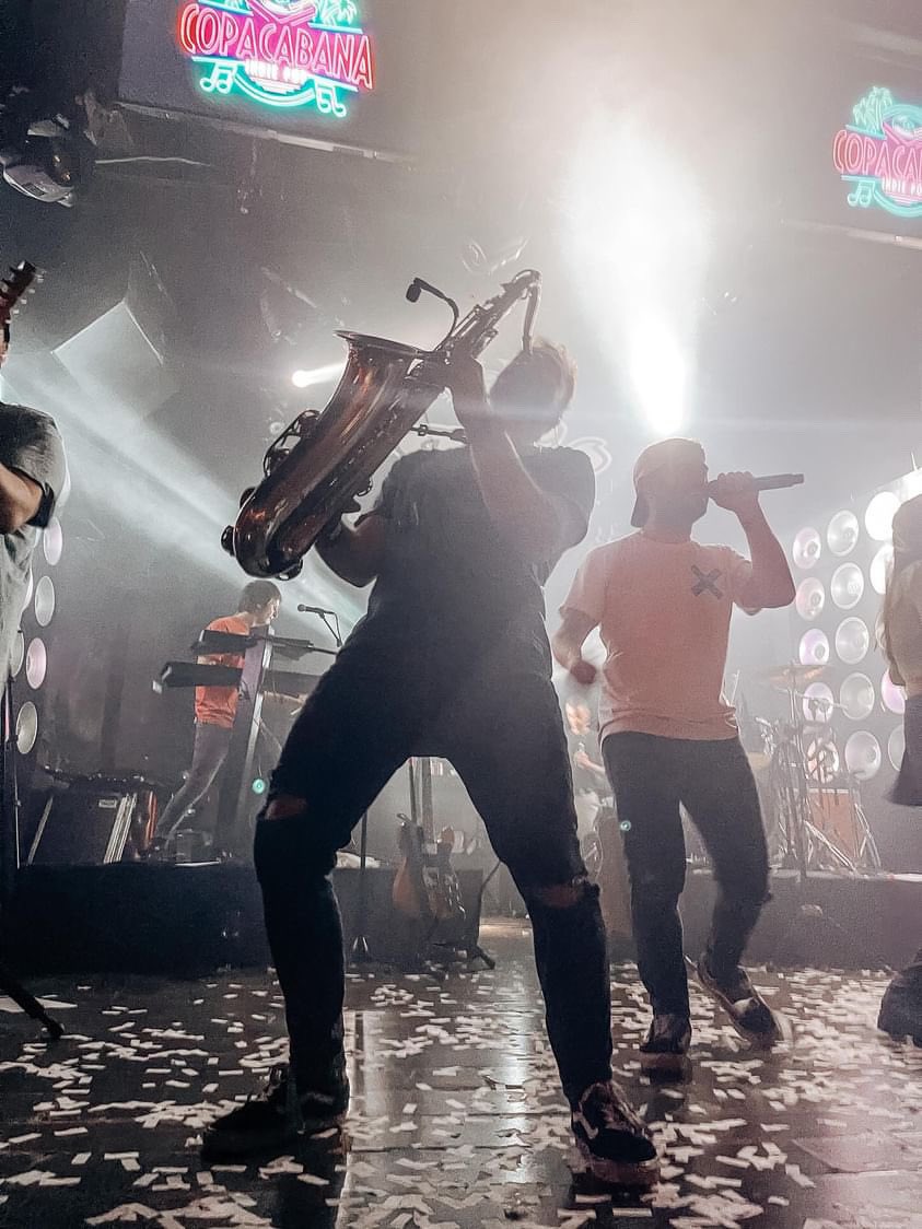 #felizdiadelmusico a tod@s los que vivimos por y para la música