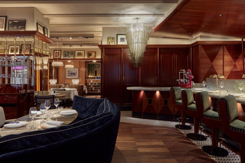 MyefskiArch's tweet image. Using clean lines, simple shapes, and uncluttered spaces to balance modernity and heritage.
#ilgattopardo #designcontext #dezeen

tinyurl.com/25ck76h9