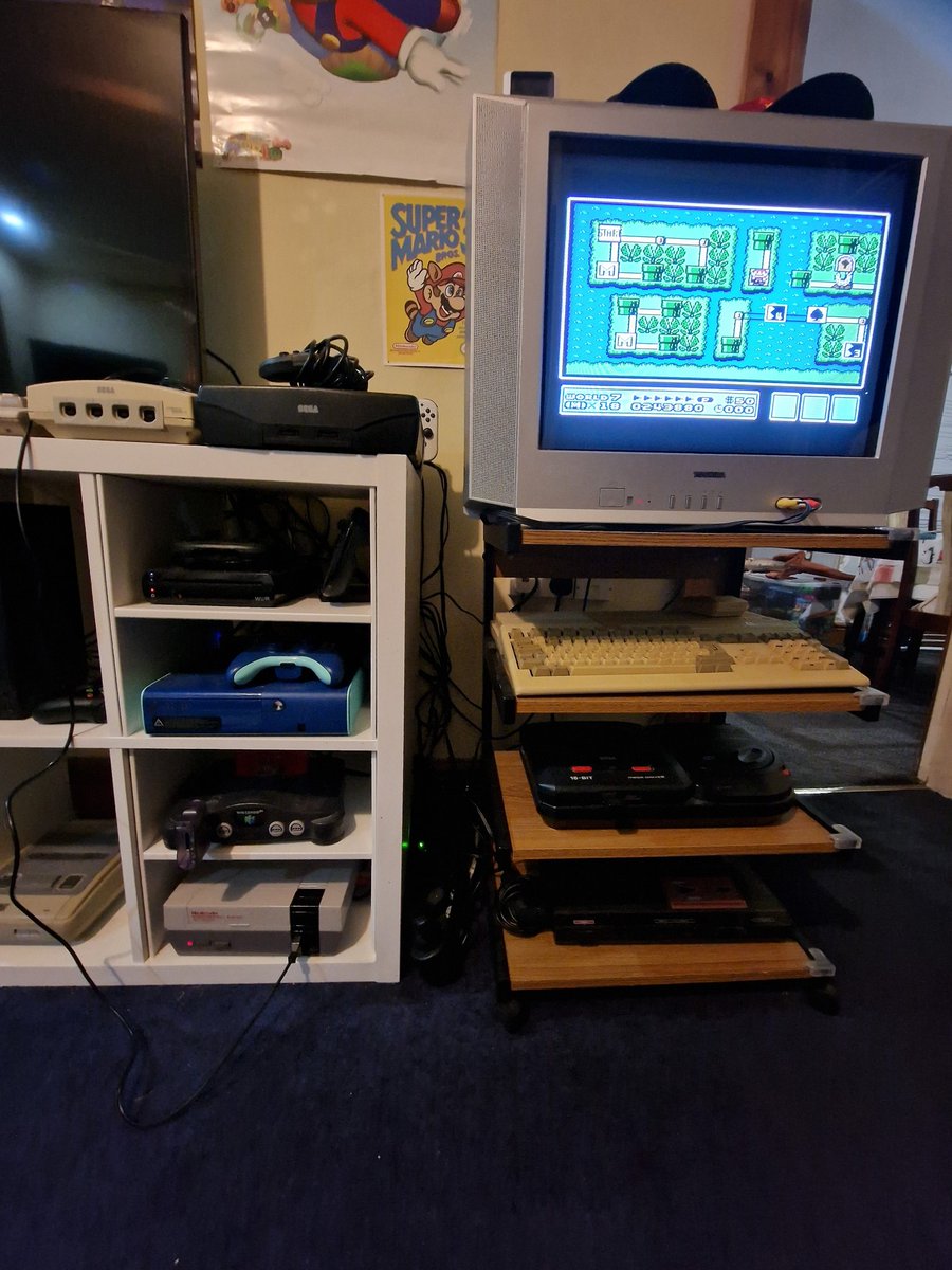 GamersPardise's tweet image. Working through getting my consoles all setup and ready to go by the press of a button.
Just setup the nes, snes, n64, mega drive/mega cd, Master system and dreamcast
Love this little box
#retrogames #retrograde #reprogramming #gamers #GamersUnite #Nintendo #sega #crt