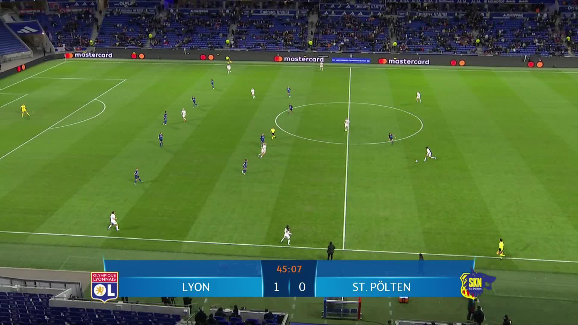 Lyon's onslaught of pressure force a St. Pölten own goal. The home side is cruising. 🏴󠁧󠁢󠁥󠁮󠁧󠁿 🎙️ 👉  🇫🇷 🎙️ 👉  🇩🇪 🎙️ 👉  #UWCLonDAZN