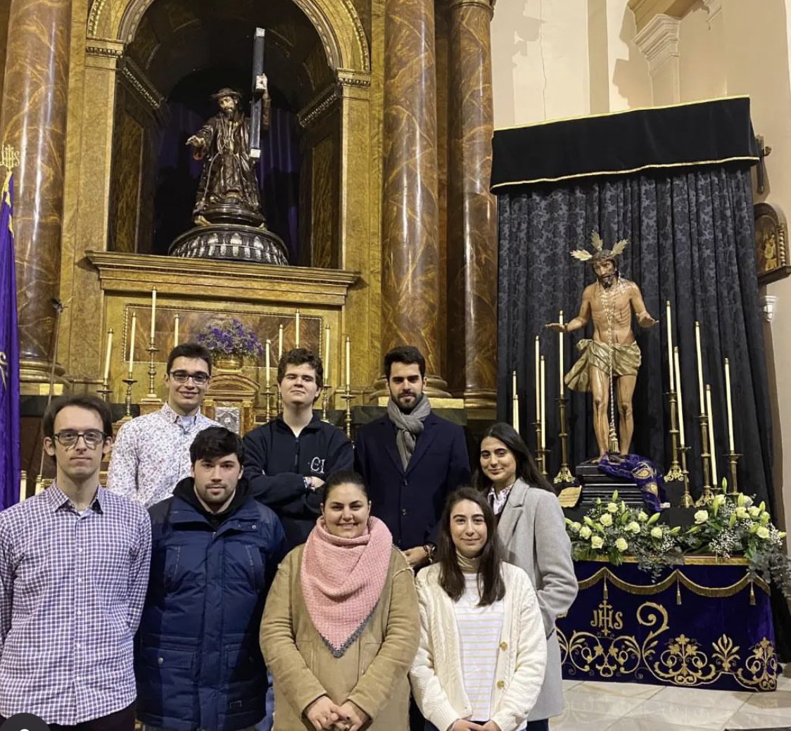 JOHCValladolid's tweet photo. 🎶 Hoy día de #SantaCecilia , patrona de la música y de los músicos , felicitamos a nuestro @coroJOHC_VLL en el día de su patrona.
Que el Señor les siga acompañando y guiando para orar por medio del canto en cultos, vigilias y otras celebraciones.
#CoroJOHC #JOHCValladolid https://t.co/Cx7e51ou0V