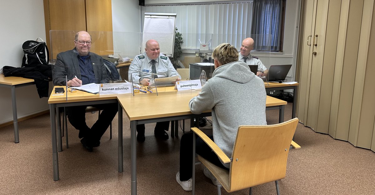 KarjalanPR's tweet photo. #KaakkoisSuomenaluetoimisto 'n #kutsunnat ovat päättyneet. -Olemme kohdanneet noin 1750 nuorta alueellamme. Toiveita on kuultu ja valtaosa on saanut toiveensa mukaisen #varusmiespalvelus paikan ja ajankohdan. Tervetuloa!, sanoo #Kasaltsto päällikkö evl Aki Hotti @Kouvolakaupunki https://t.co/VIs4rfD2HZ