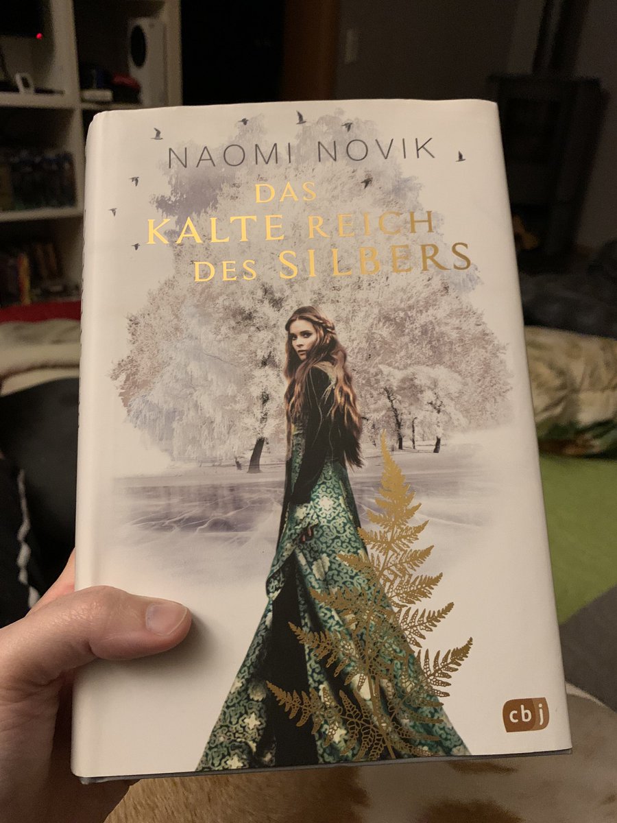 Ein wunderschönes Wintermärchen. Fantasy schüttelt Rumpelstilzchen die Hand. Jede Menge harter Kerle, die meinen, sie können das Schicksal der Welt lenken und letztendlich rocken die Frauen. #DasKalteReichDesSilbers