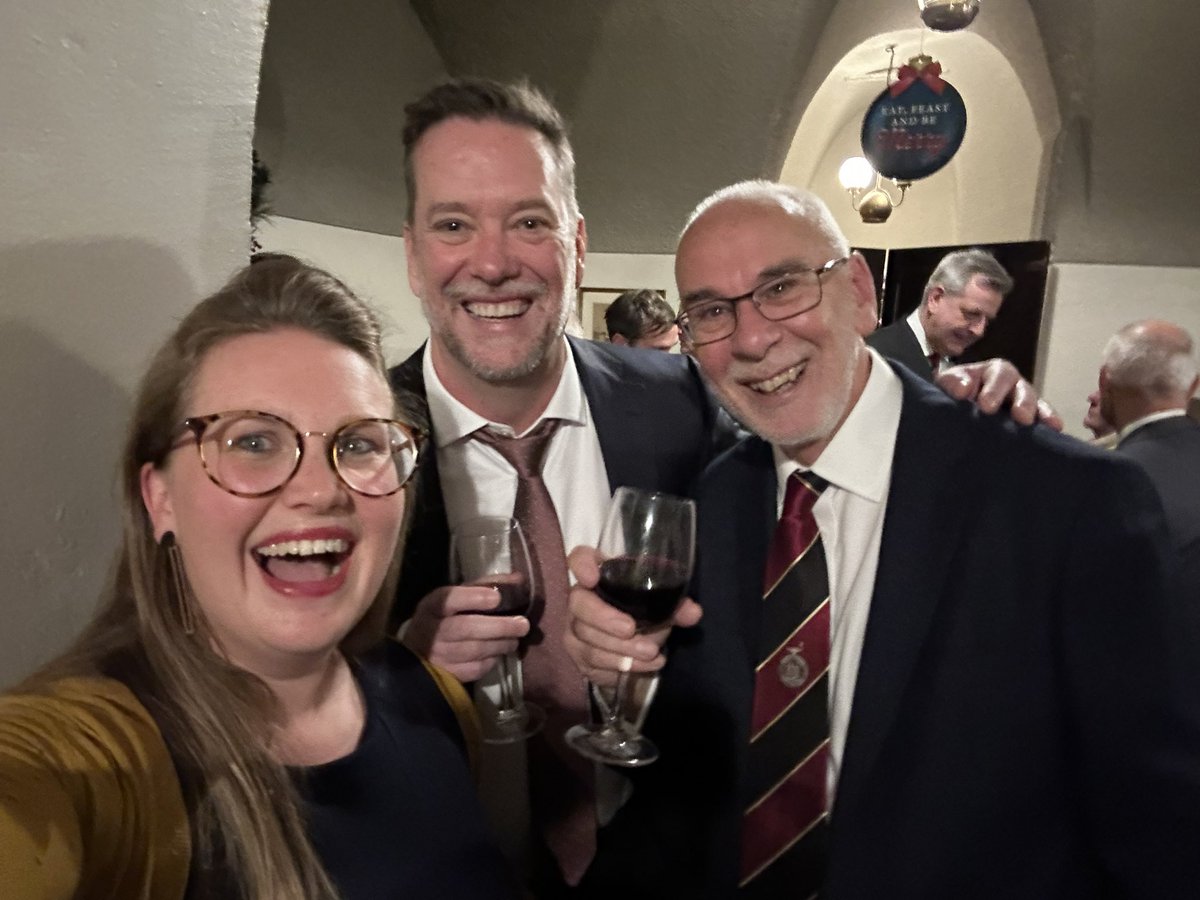 NeleBille's tweet photo. Talbot House π§πͺ Event in London π¬π§
It was an absolute pleasure to meet my #TwitterFriend @MatMcLachlan π¦πΊ for the first time, and to catchup with the most kind Emrys @yompingon who introduced me as the best Ambassador for the @CWGC π«Άπ½
#Talbotousians #FriendsOfTalbotHouse #OTHF https://t.co/sha2sKLtvP