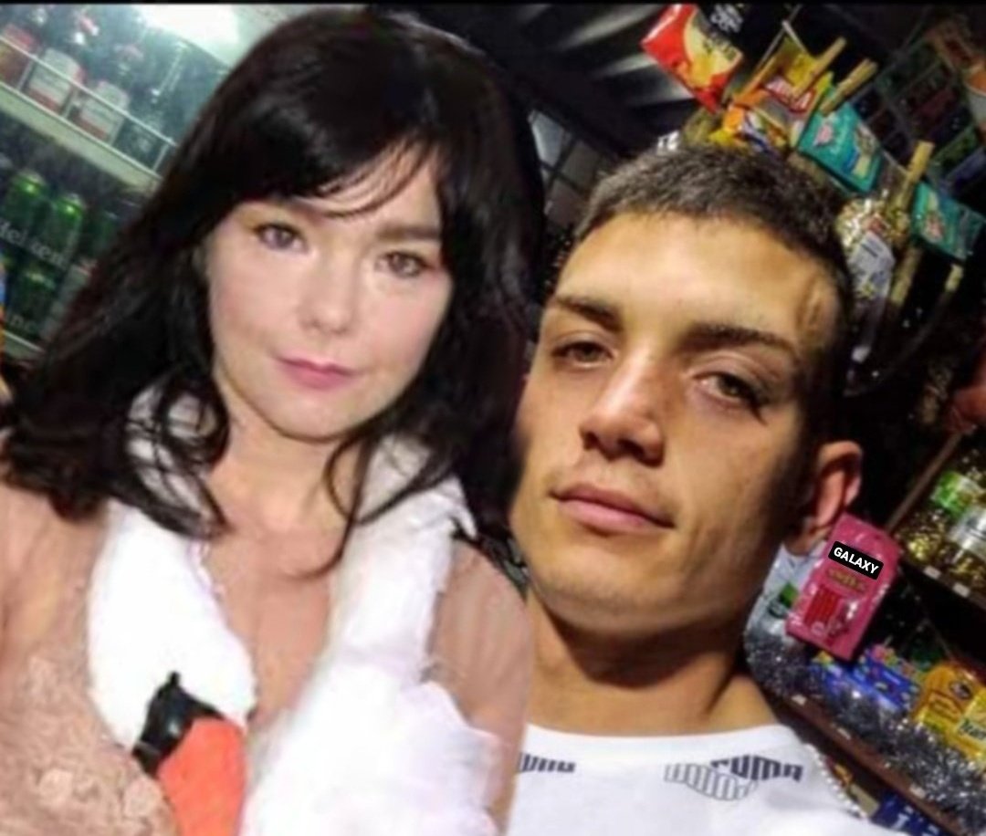 mortipherus_'s tweet image. eu i ela