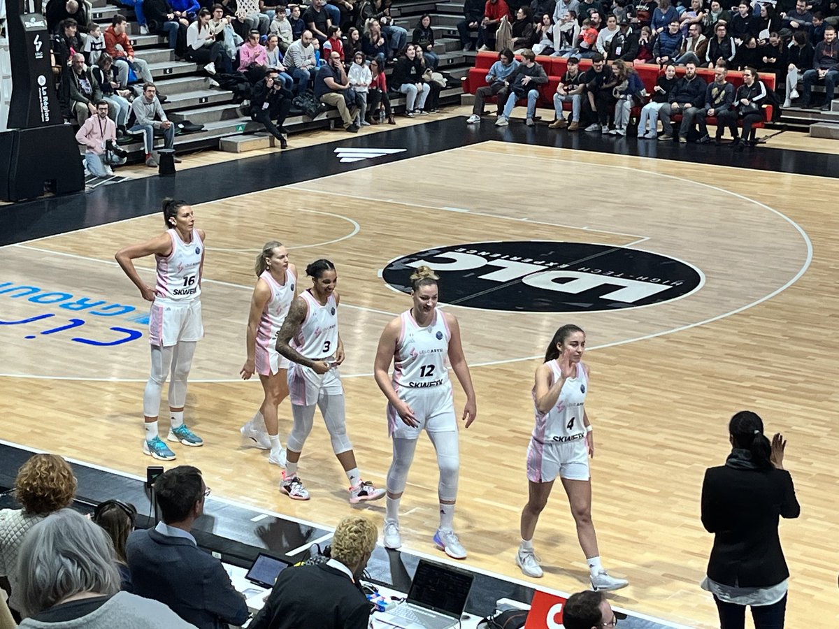 Il faut savoir soutenir les sportifs qu’on accompagne dans toutes les circonstances !!! <a href="/helena/">Helena Price</a> Ciak 🤩😃