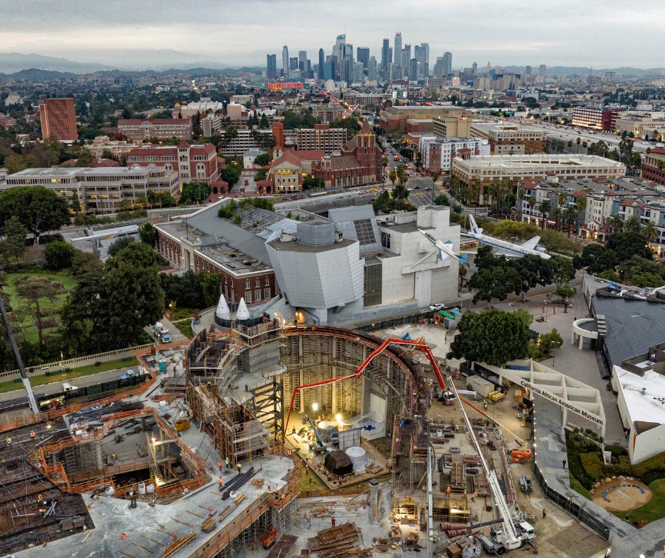 casciencecenter's tweet photo. The views from the future Samuel Oschin Air and Space Center 🤩

You can help us build the Samuel Oschin Air and Space Center by supporting our EndeavourLA Campaign. Learn more and join the mission at https://t.co/XWwbRHTSBZ. 🚀 https://t.co/iq32VWsNME