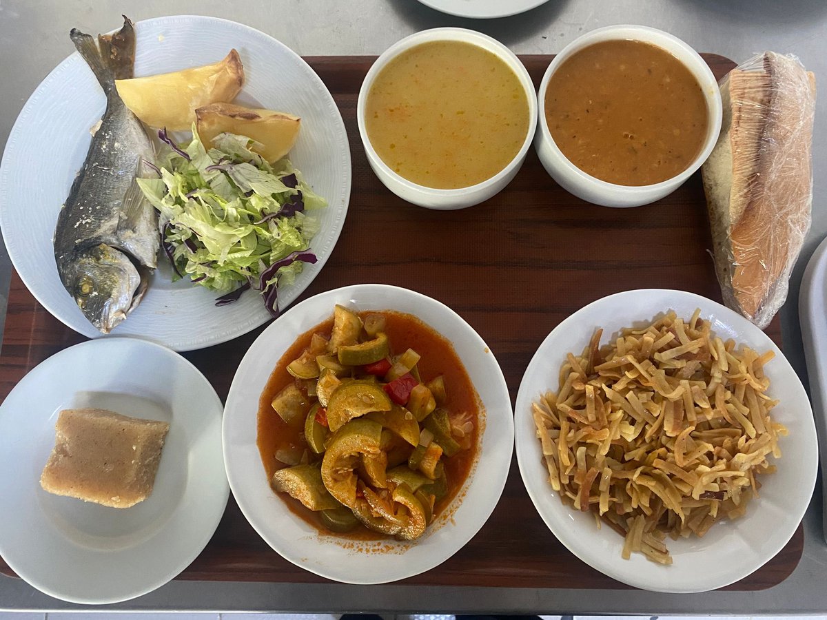 Yurtlarımızda günün menüsü 😋
Aile gibi sıcak ortamımız, evinizdeki gibi leziz yemeklerimizle tüm öğrencilerimize afiyetler olsun dedik