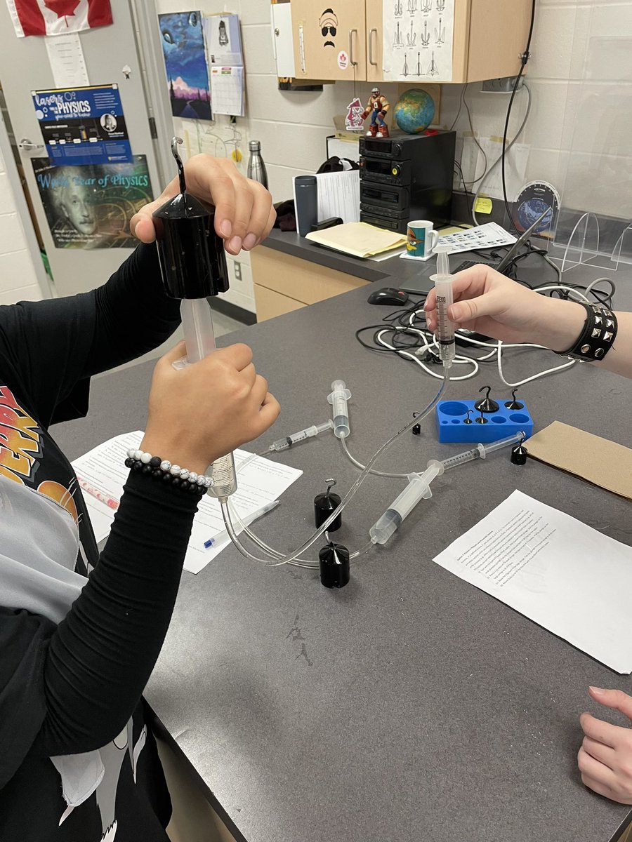 Dave Vrolyk tweet media