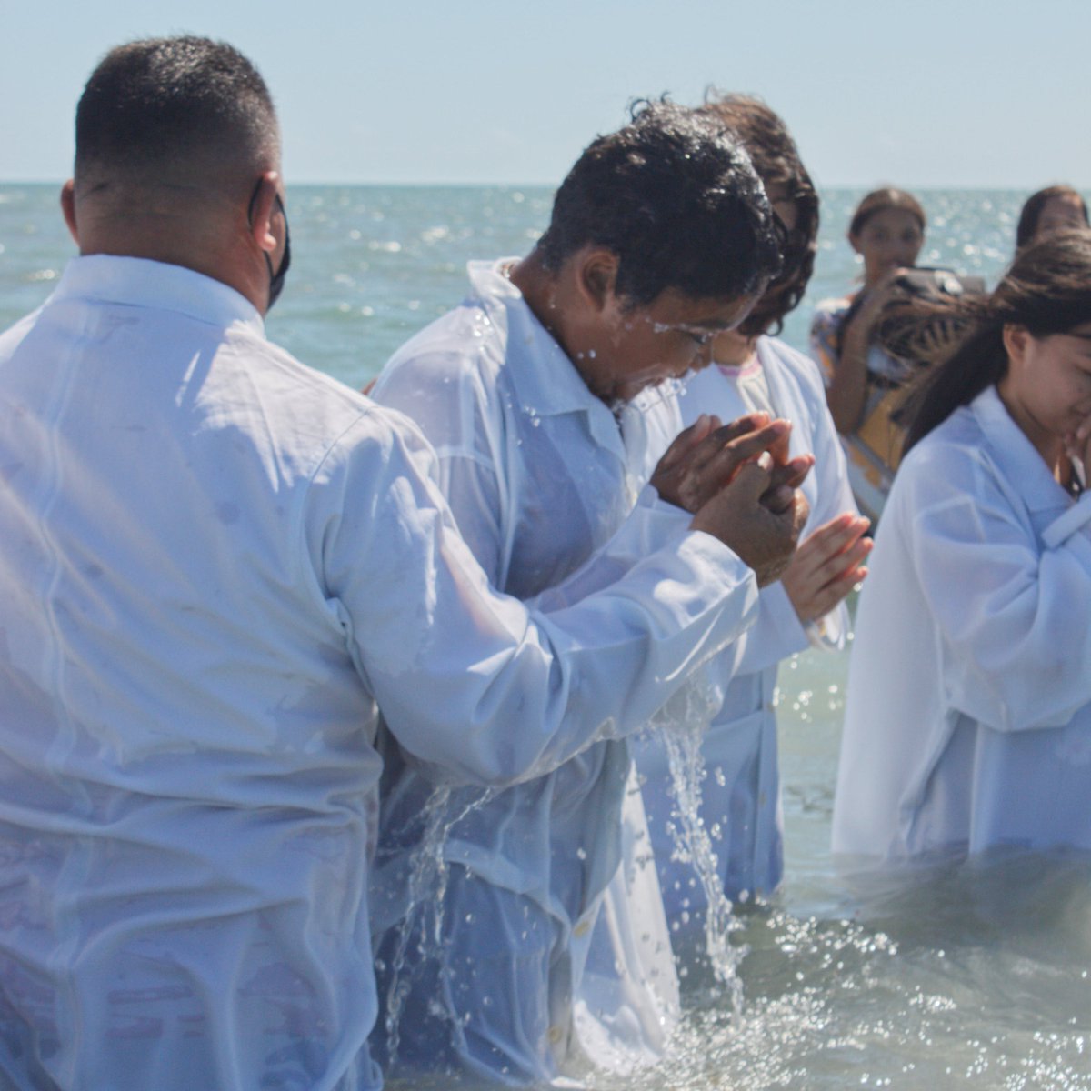 MyApologiesPod's tweet photo. "Although we must avoid the Roman Catholic teaching that grace is imparted even apart from the faith of the person being baptized, we must not react so strongly to this error that we say that there is no spiritual benefit at all thata comes from baptism..." https://t.co/AzA9y1LBOU