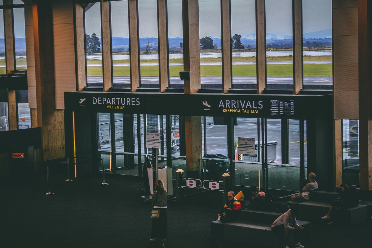 Dorvilus F. Baeur tweet media