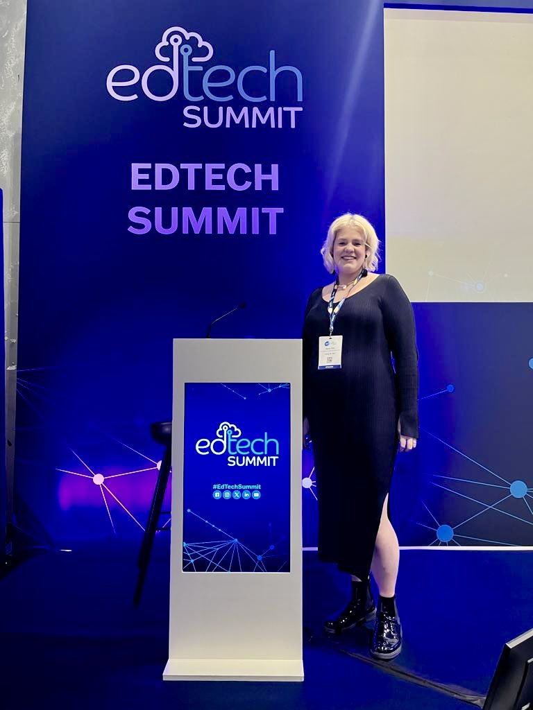 Olivia_Alice_'s tweet image. Had a wonderful day networking at #EdtechSummit and talking about hybrid learning with @CatherineETeach and @ScottHibberson from @jisc_wales #hybrid #hybridlearning #futureofeducation