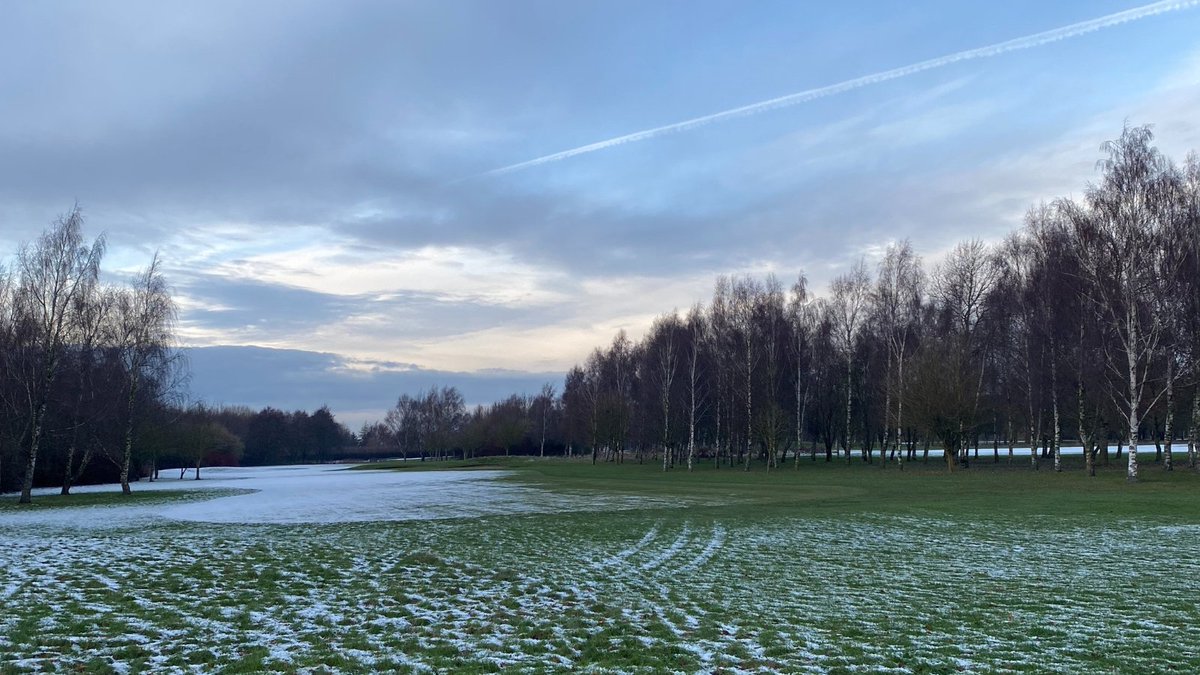 Twilight moments! 🌅 🌙

Reply with 'Dawn' or 'Dusk' to vote for your fave time of day at our parks! 🌞 

#Sunset #Sunrise