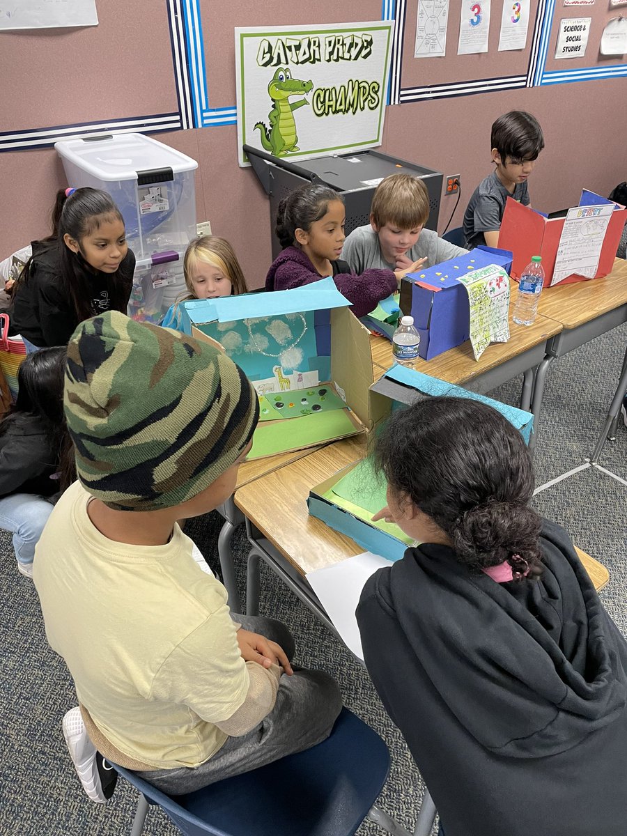 Clare Mueller tweet media